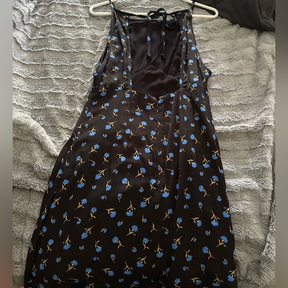 Little Black Dress - Picture 3 of 4